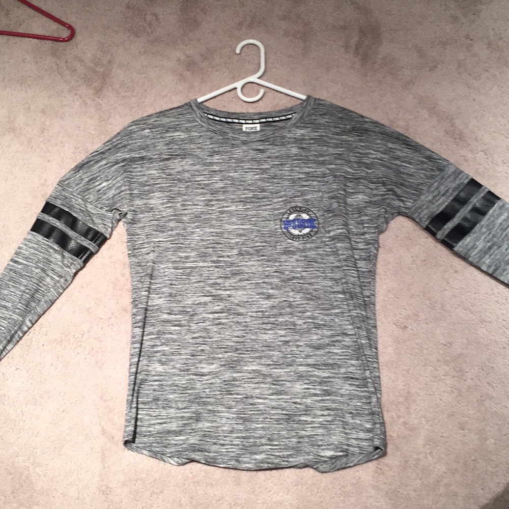 Gray shirt with leather accents